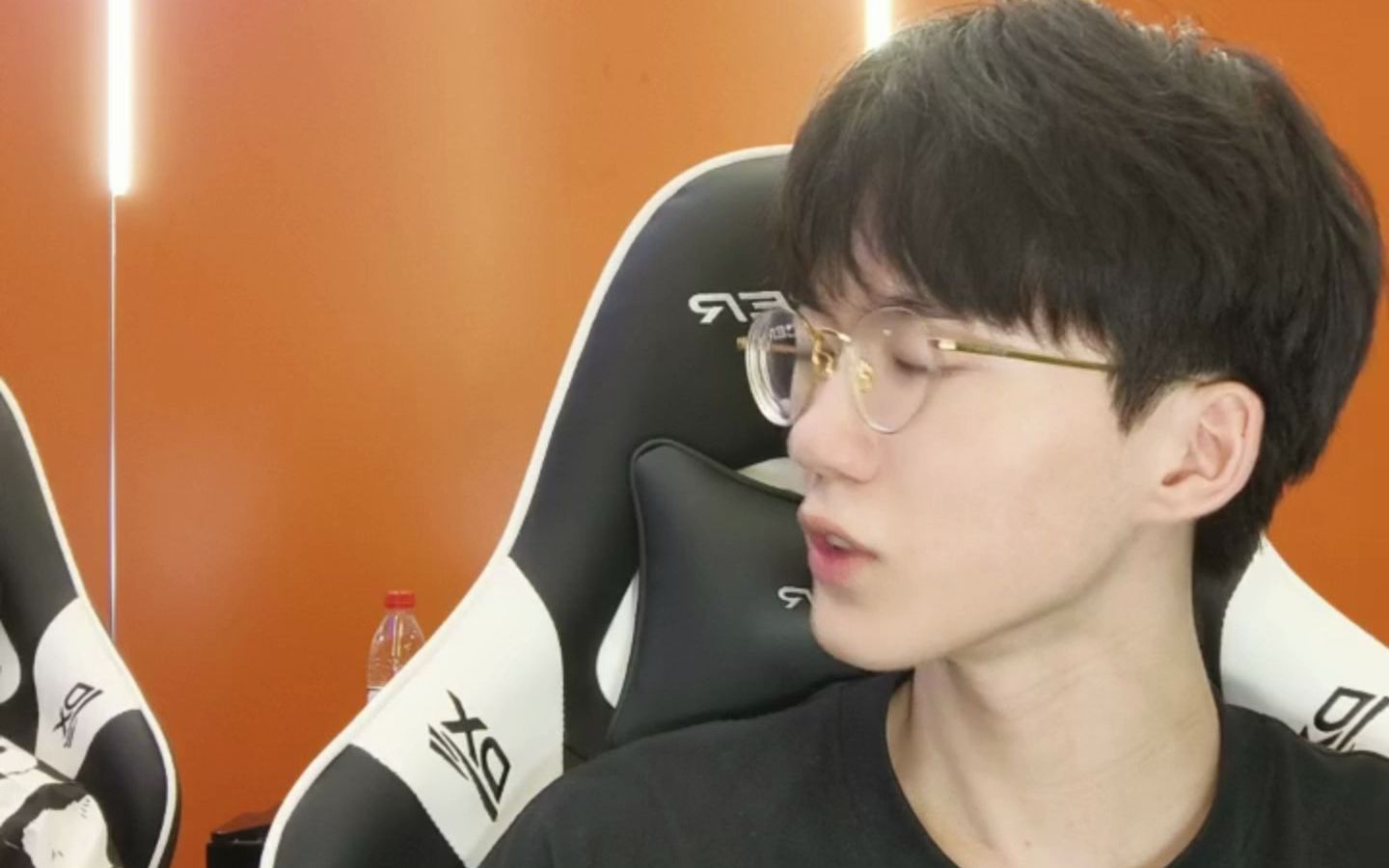 听不懂的怪话||大哈鱼萌心jr2022.7.9直播切片_哔哩哔哩_bilibili