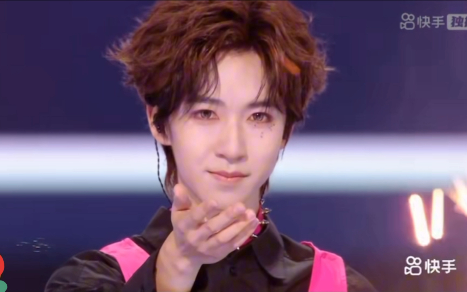 【贺峻霖】 时团澳门演唱会 贺峻霖solo曲《eyes for you》 小贺的