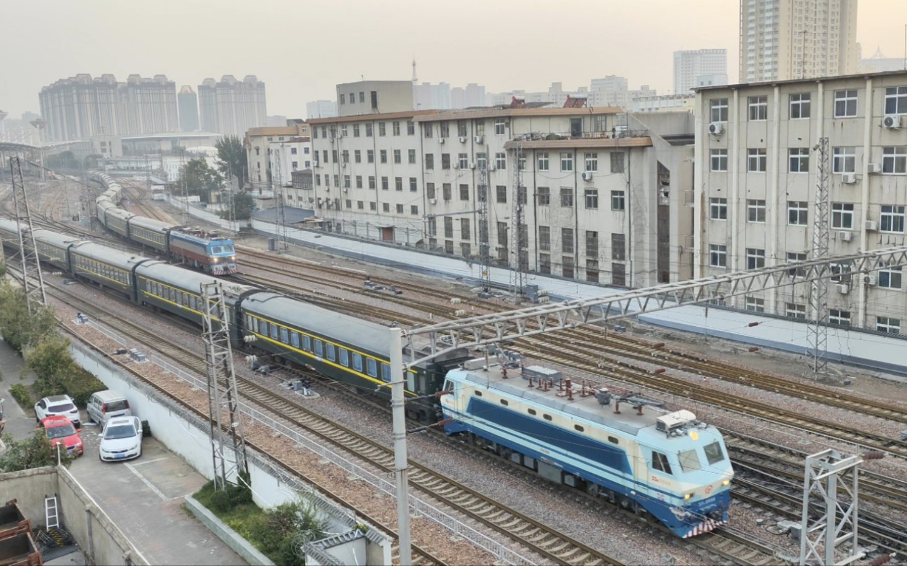 郑州站发车,z49与k292进郑州站(1552次列车停运前最后一次驶出郑州站)