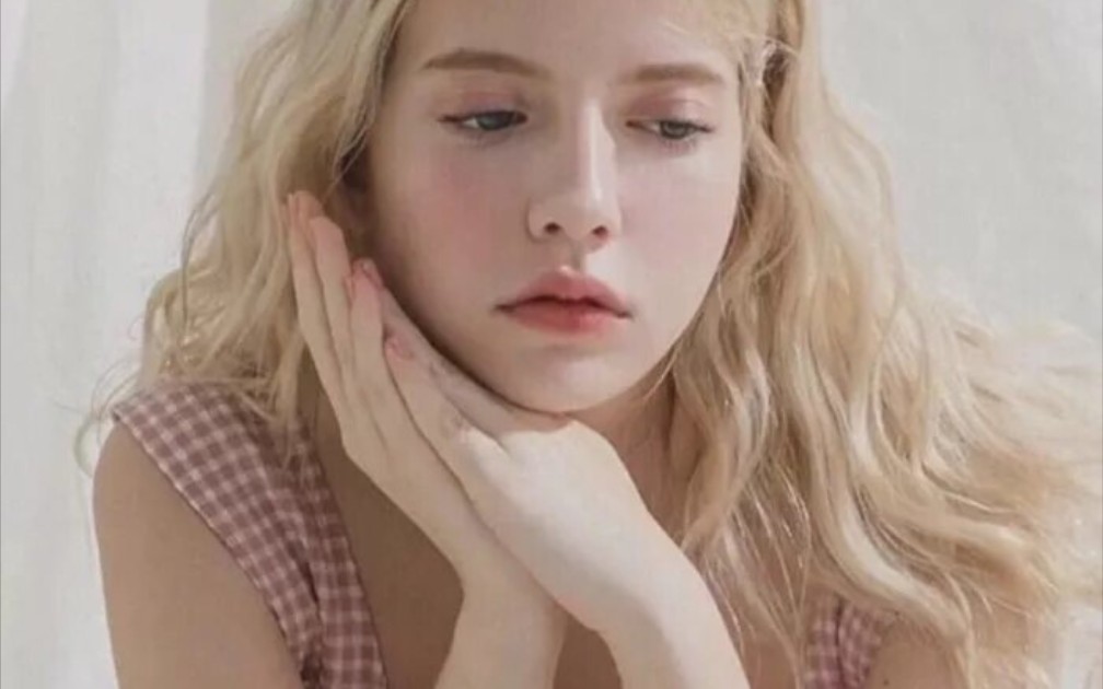 漂亮的欧美小姐姐头像