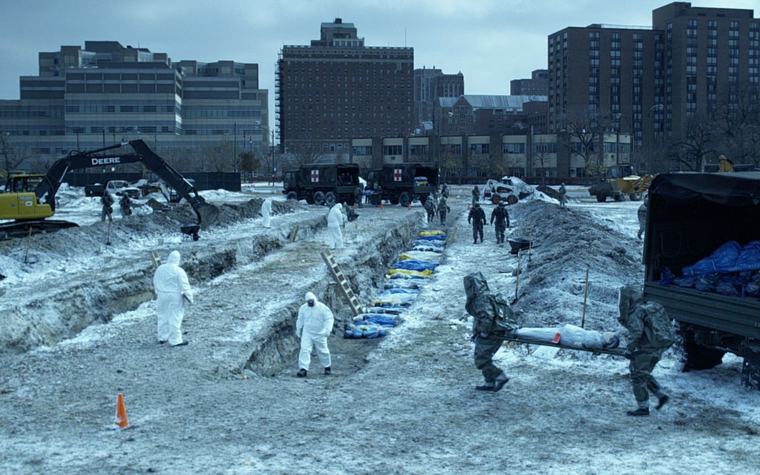 灾难片:由一只蝙蝠传播的新型病毒,几天就席卷全球,数万人感染