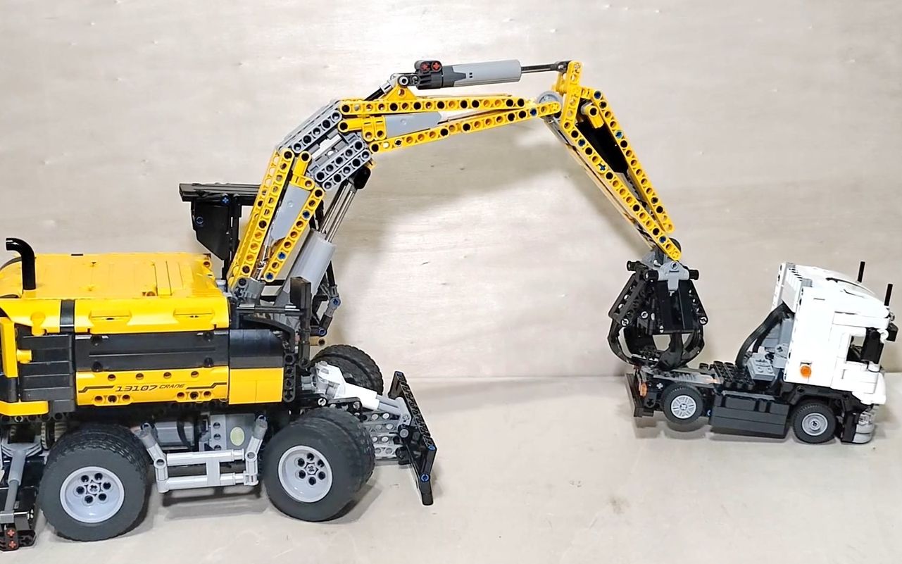 [图]轮式挖掘机 MOC-139463 Wheel excavator [乐高积木moc]