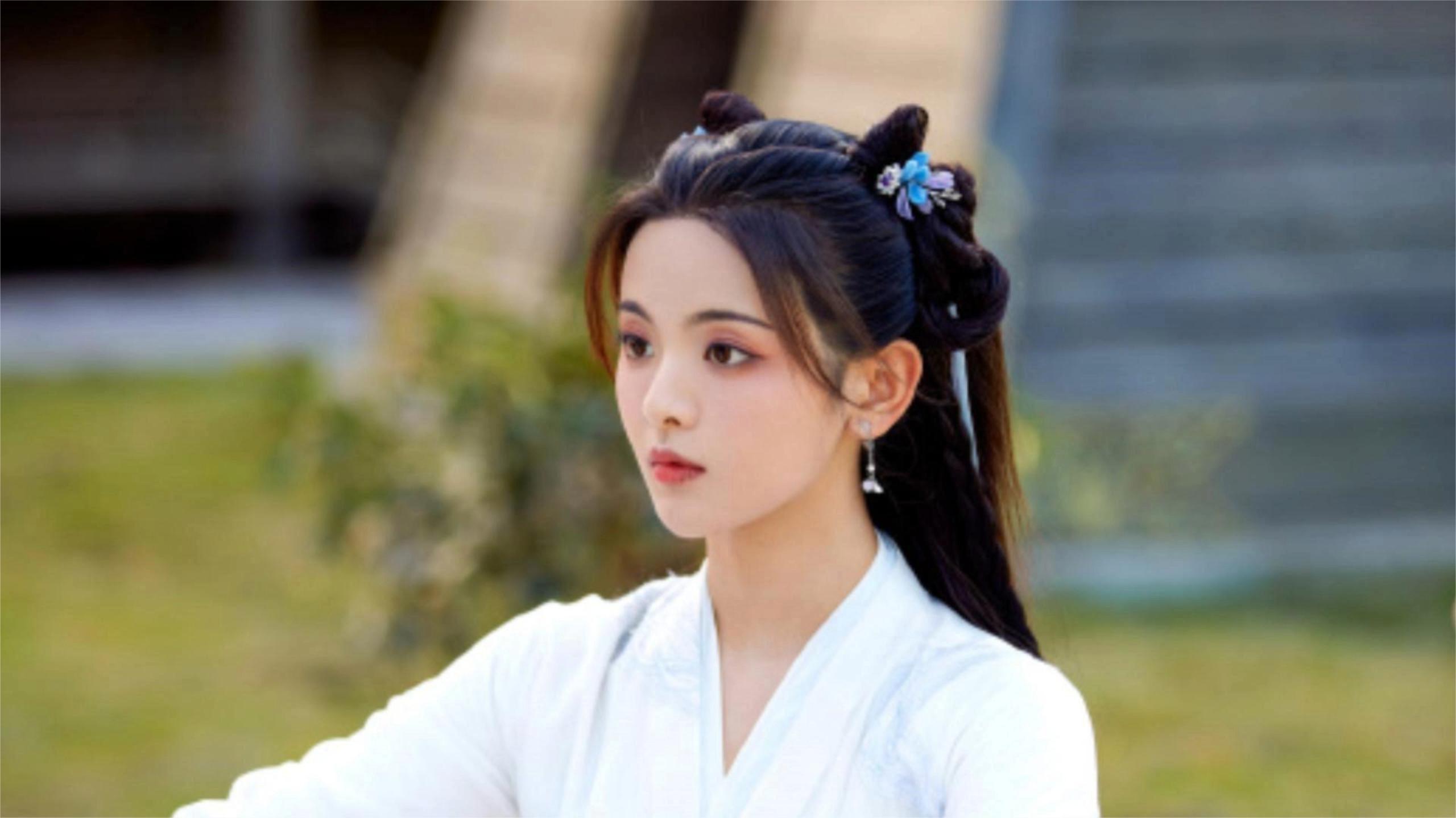 低配《花千骨》,杨超越新剧演技又被嘲?