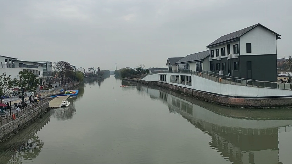 马厩村赛艇小镇风貌