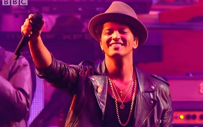 [图]【Bruno Mars】Just The Way You Are (live at Radio Big Weekend)