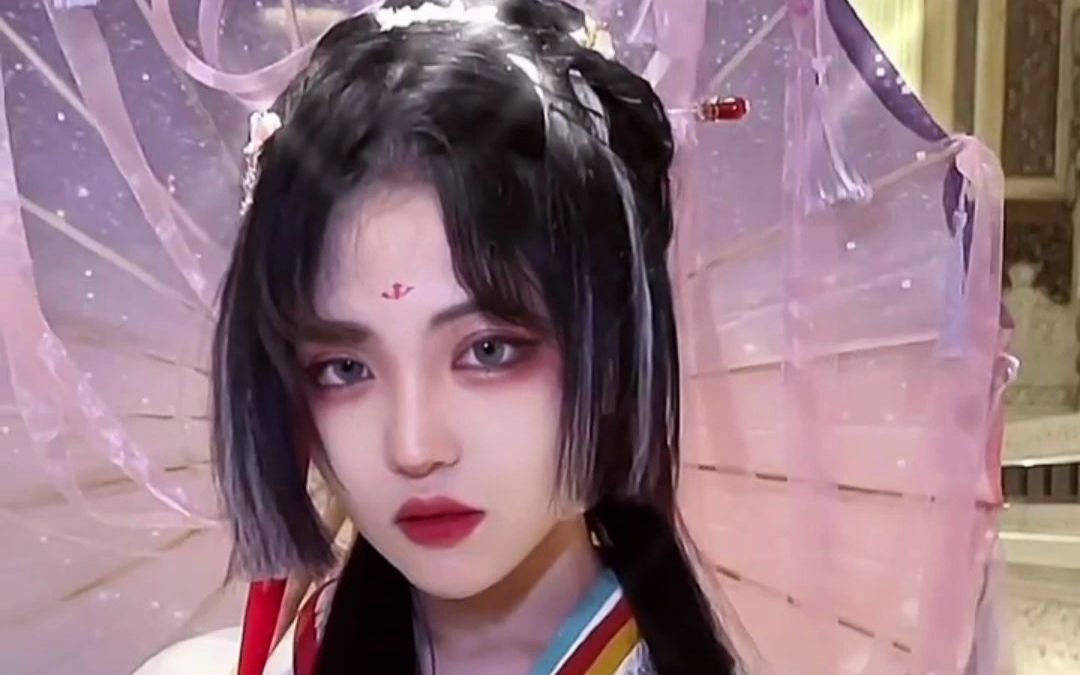 cos海贼王女帝_哔哩哔哩_bilibili