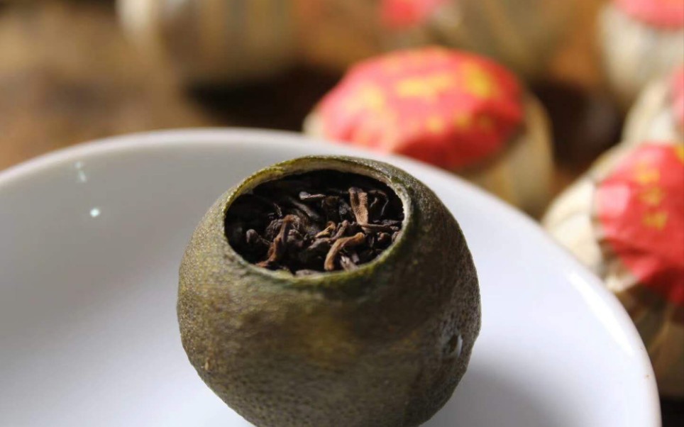 小青柑白霜≠发霉