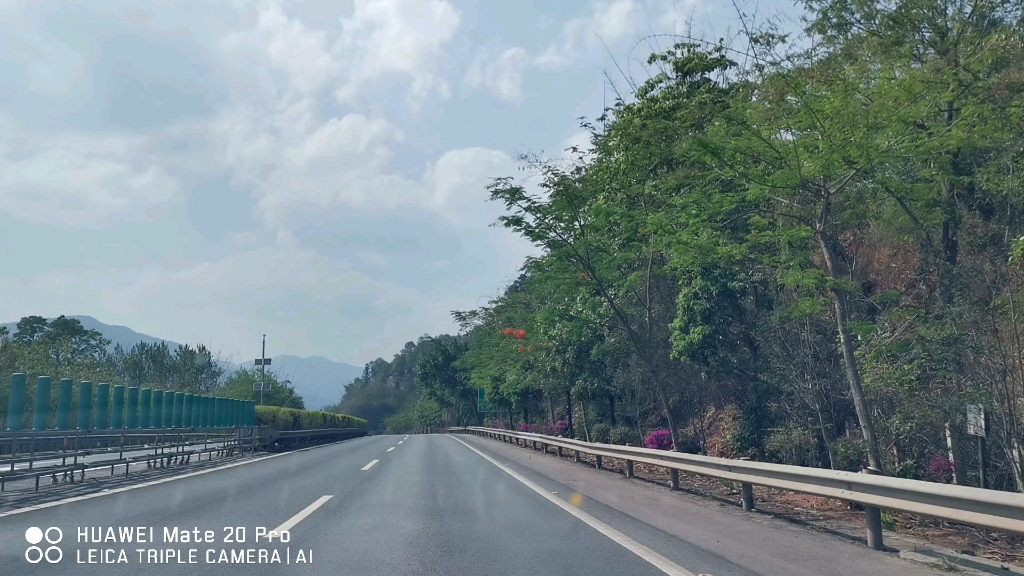 昆磨高速磨黑互通至臭水互通自驾前方展望240504