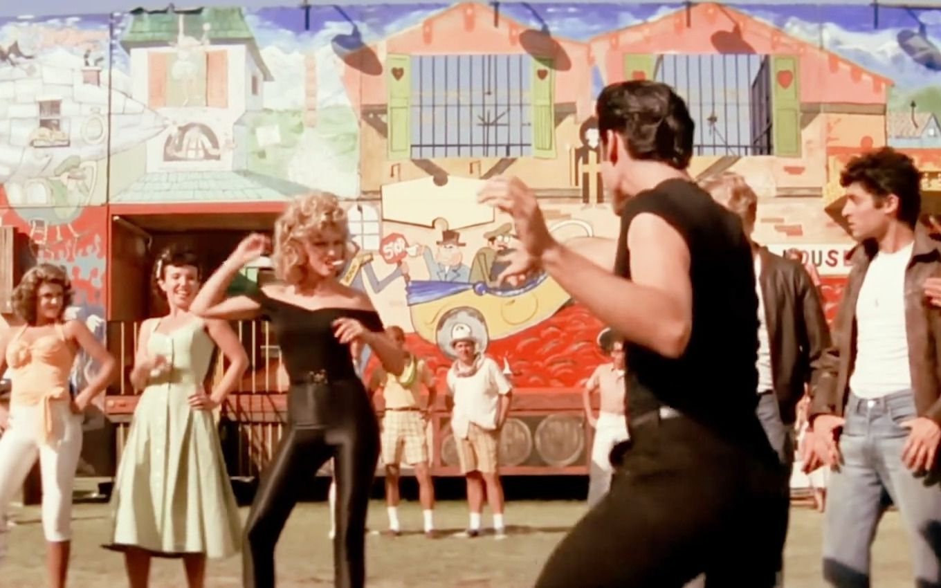 1978年歌舞片《油脂》片段John Travolta 约翰ⷧ‰𙦋‰沃尔塔GREASE哔哩哔哩bilibili