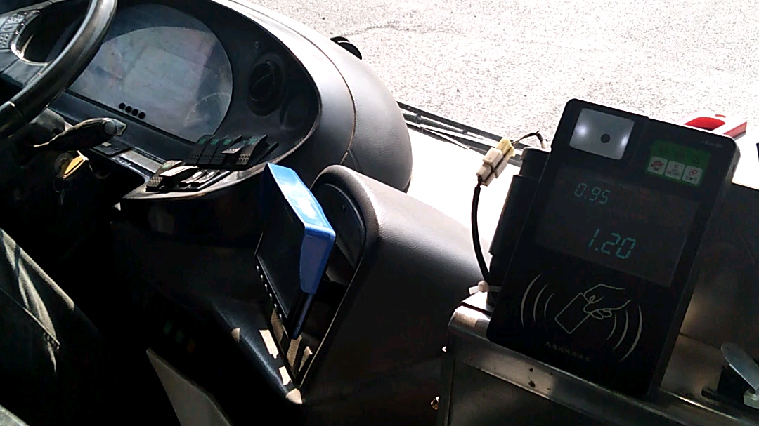 大连公交47路黄海dd6109s32走行视频