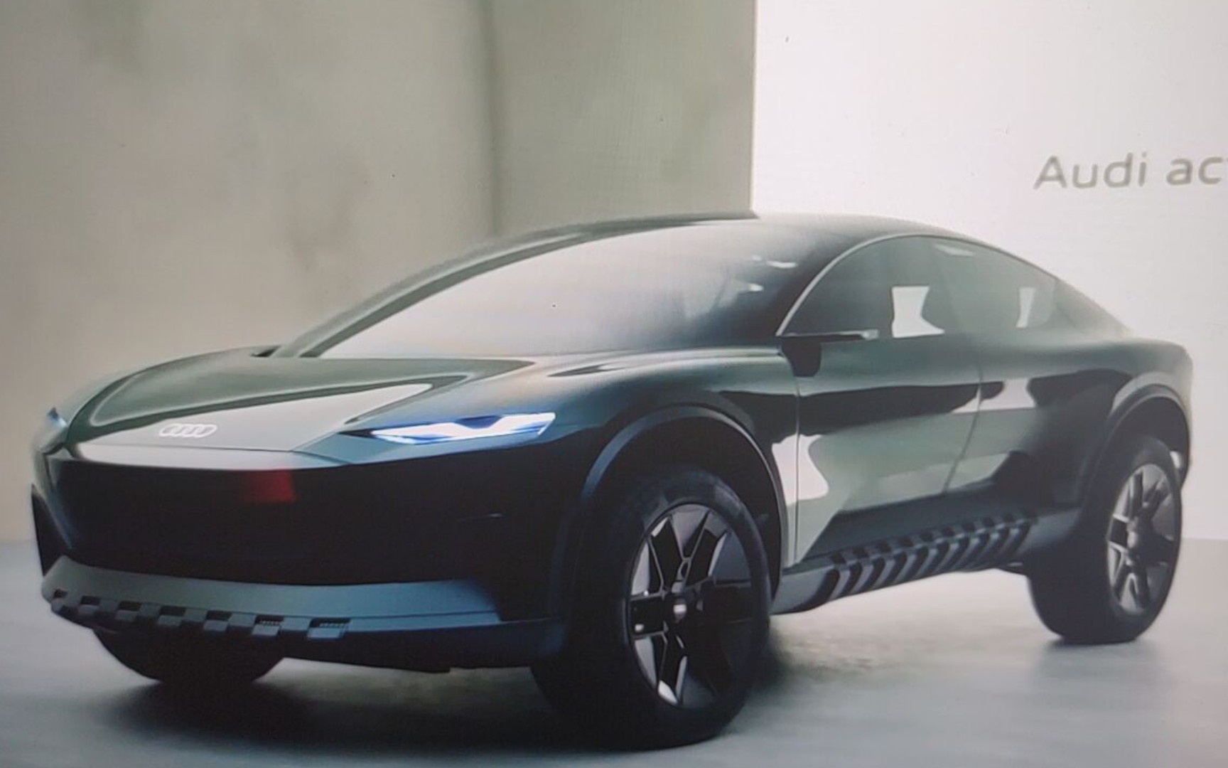 带上朋友去越野!奥迪全新activesphere概念车,一起看看吧