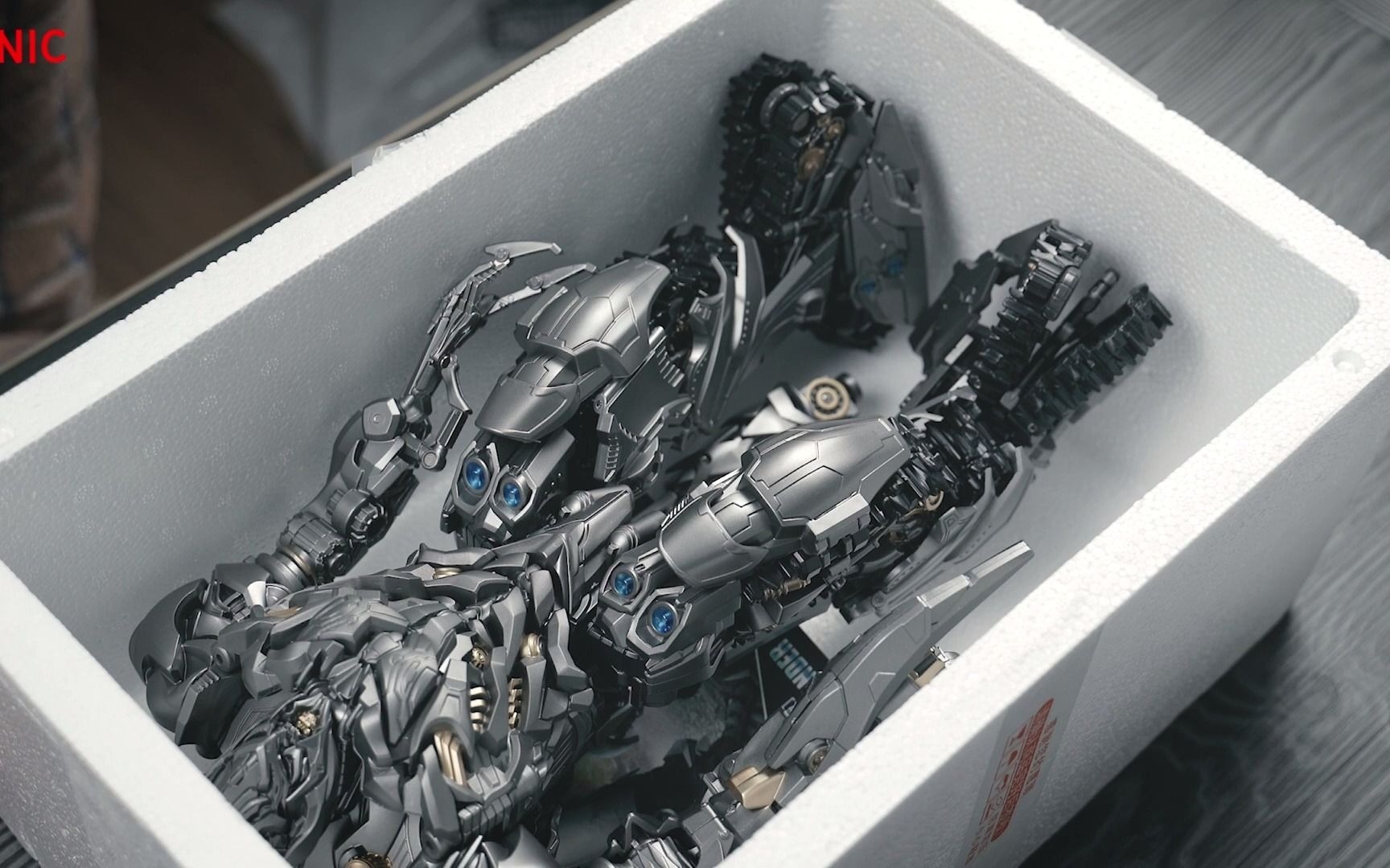 bmb ls-06(威震天)开箱