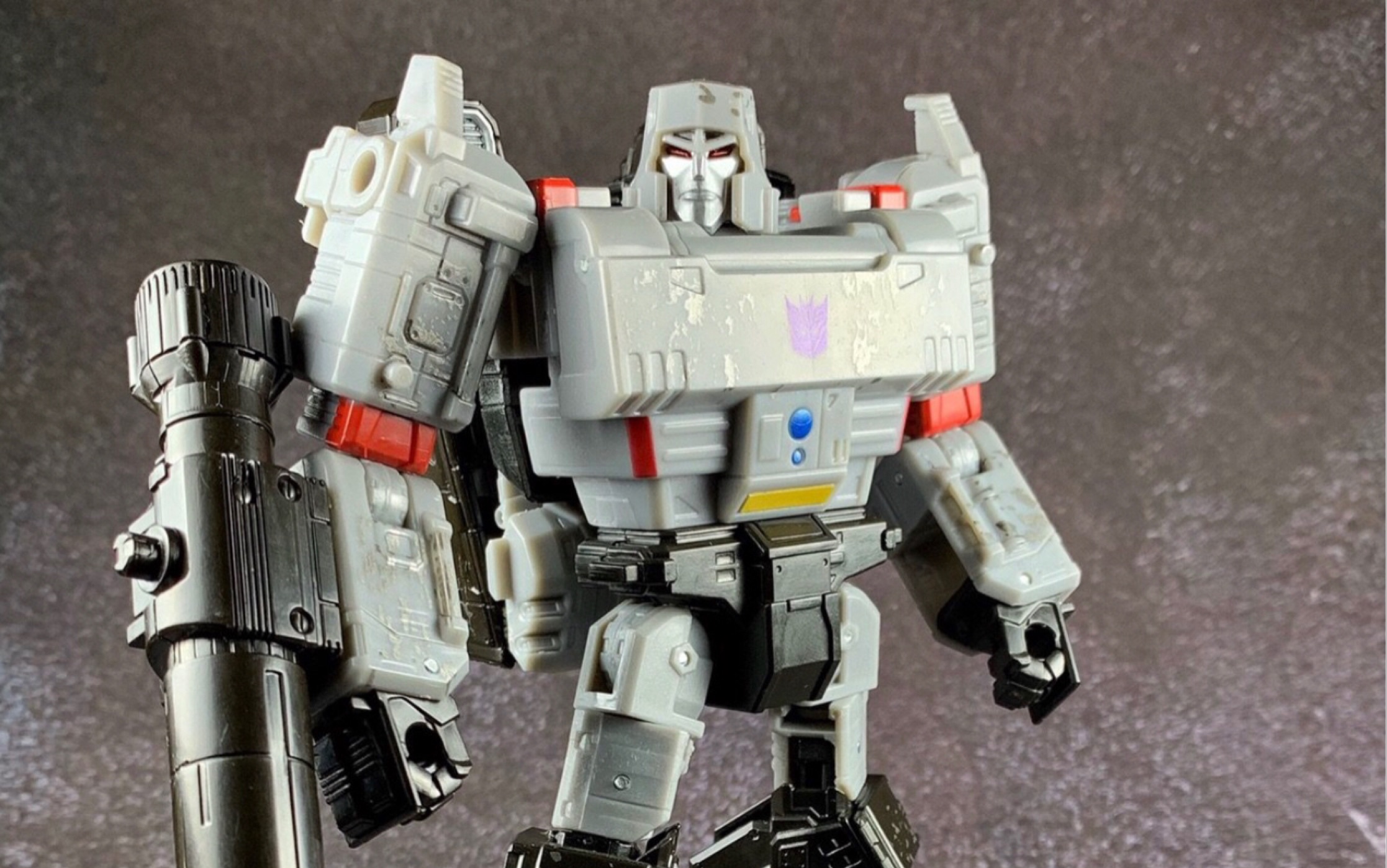 变形金刚赛博战之战三部曲-围城系列:威震天(原色版)