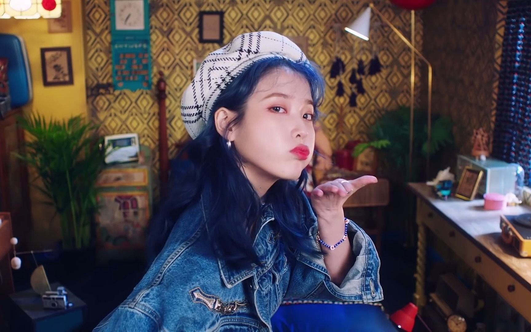 活动作品李知恩iu之人间俏皮mviublueming