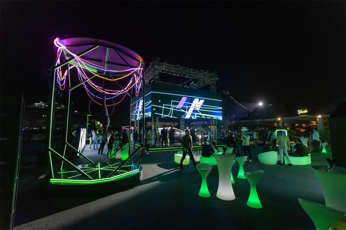 宝马xm阿联酋发布会简介(长版)