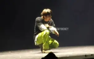 Download Video: 【李马克】230418 Golden hour饭拍 Anaheim / LA