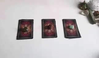 Video herunterladen: 【Mishi】pick a card 有什么即将出现？塔罗占卜运势指引