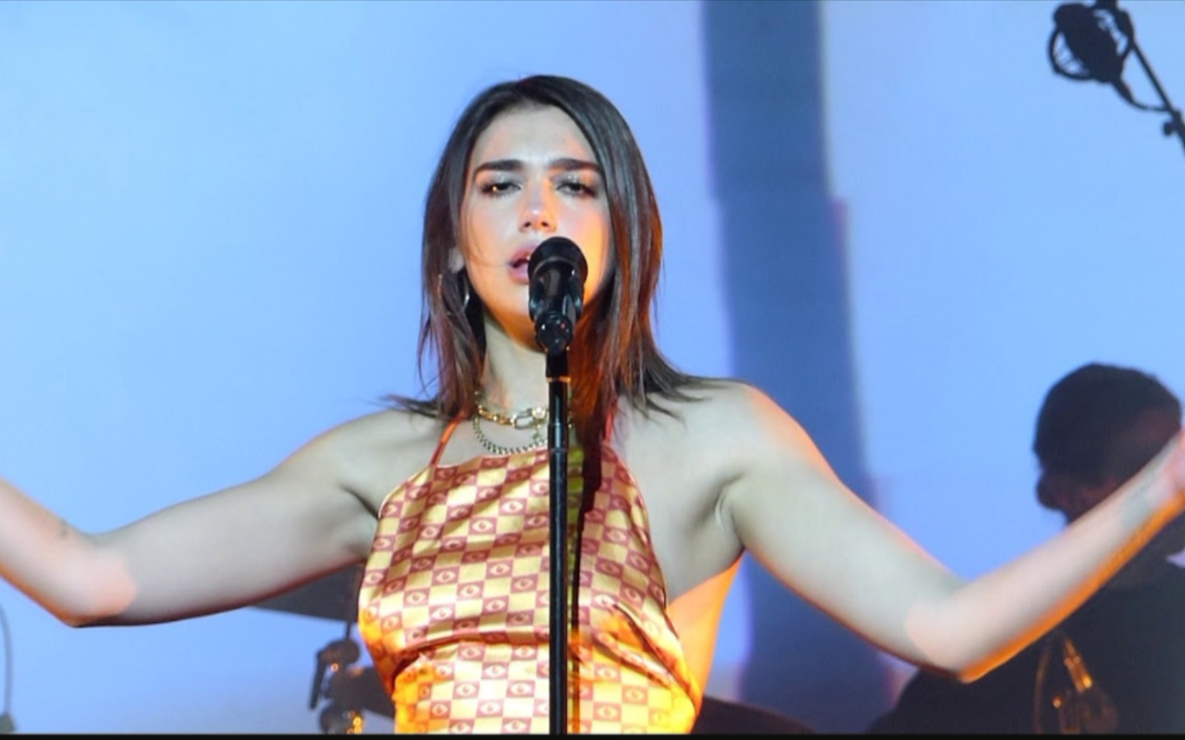 「Dua Lipa」DL时期超好听的《Genesis》现场哔哩哔哩bilibili