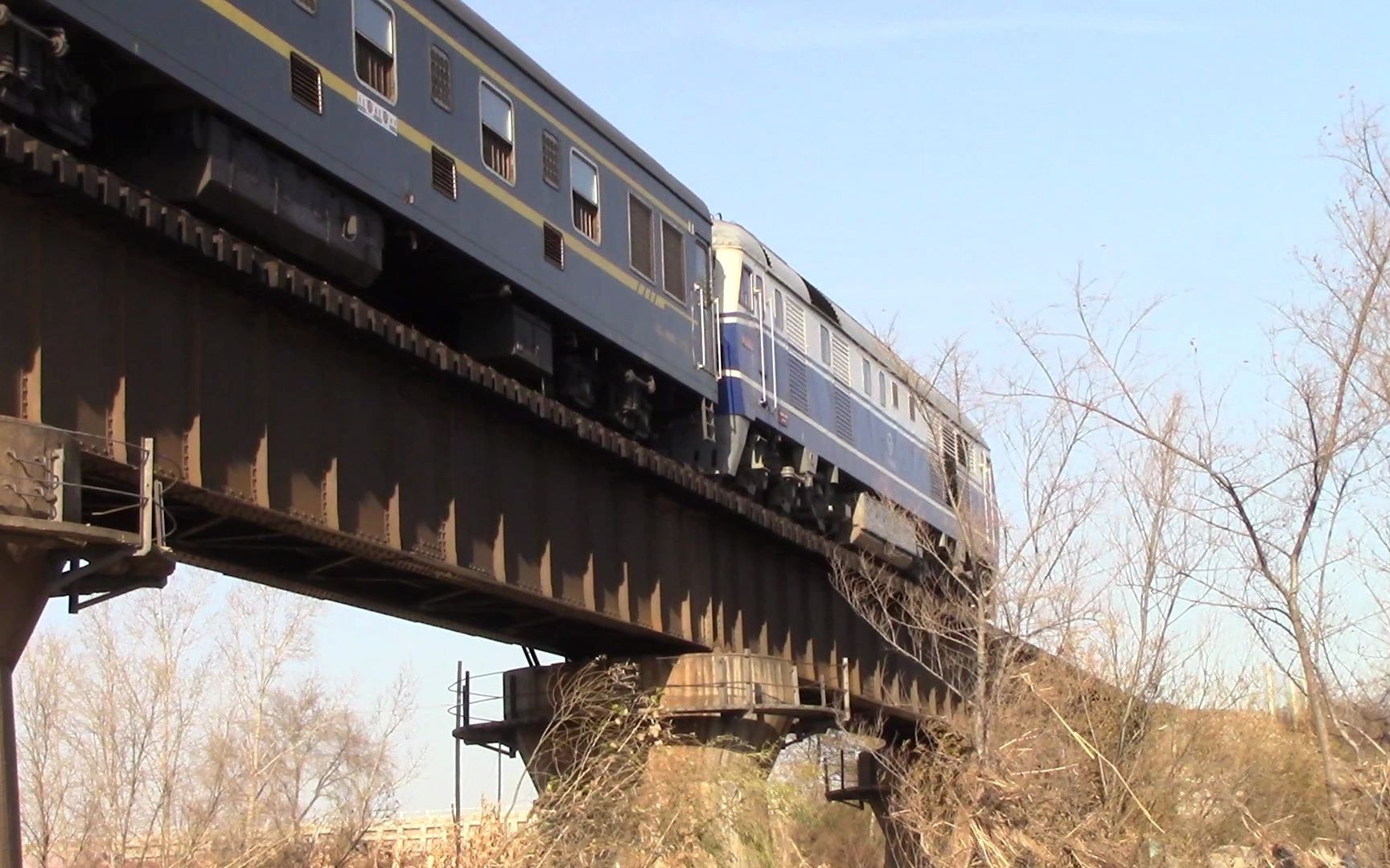 25 梅集线k7522通化——四平 张家线路所通过去梅河口方向_哔哩哔哩