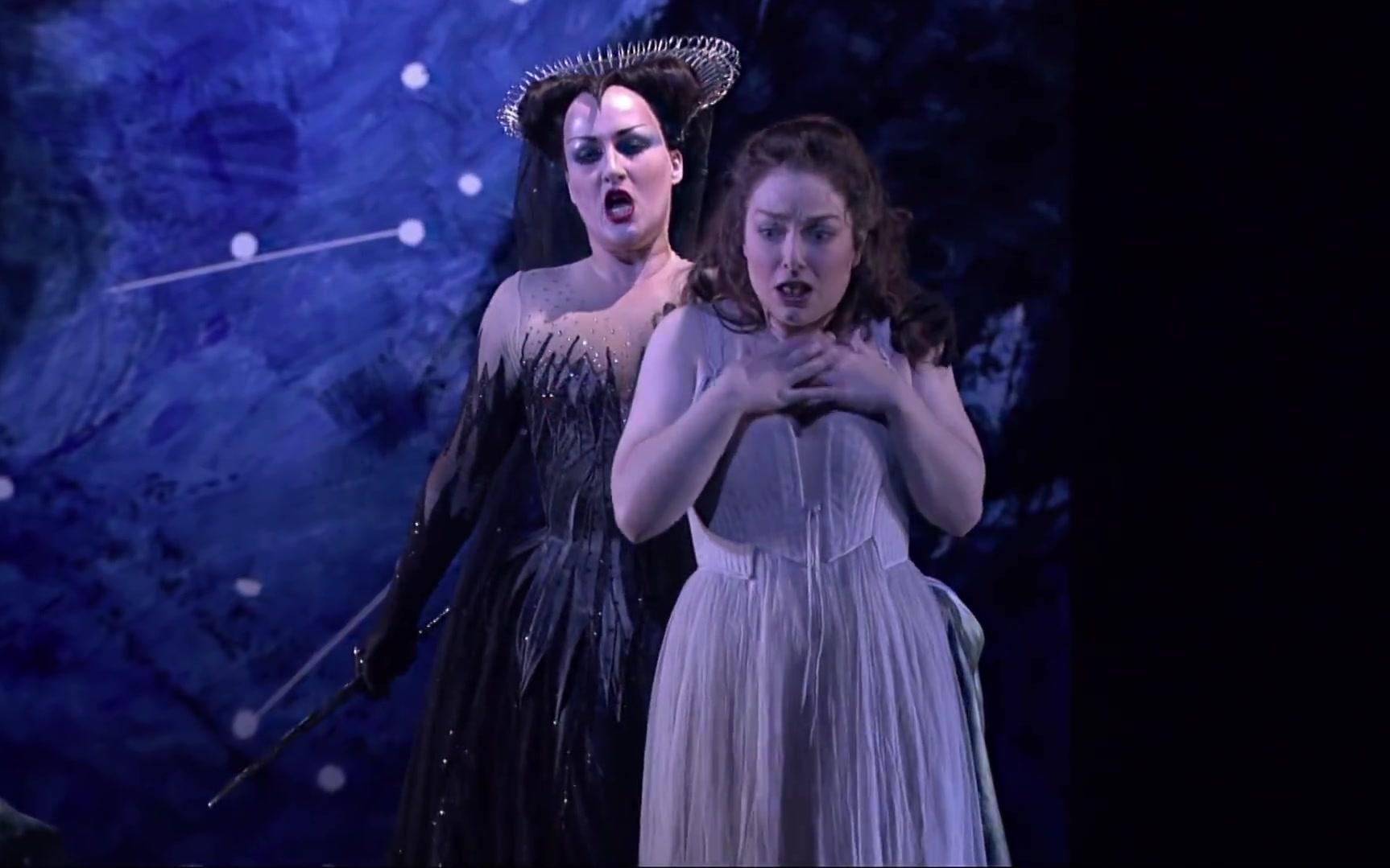 [图]The Magic Flute - Queen of the Night aria Mozart; Diana Damrau, The Royal Opera