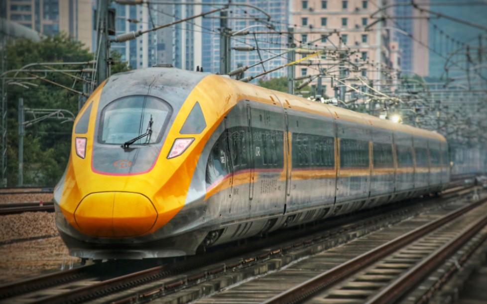 复兴号动检cr400af-j-0002担当广深港检测列车深圳北站发车