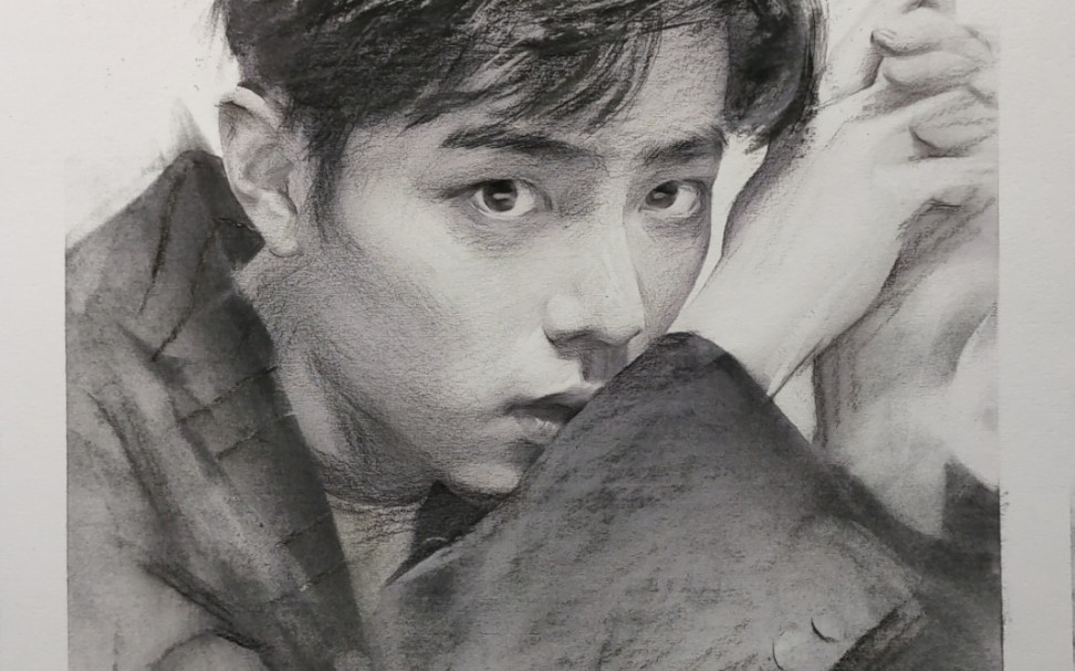 用木炭条和橡皮画肖战素描头像联考校考素描高分套路