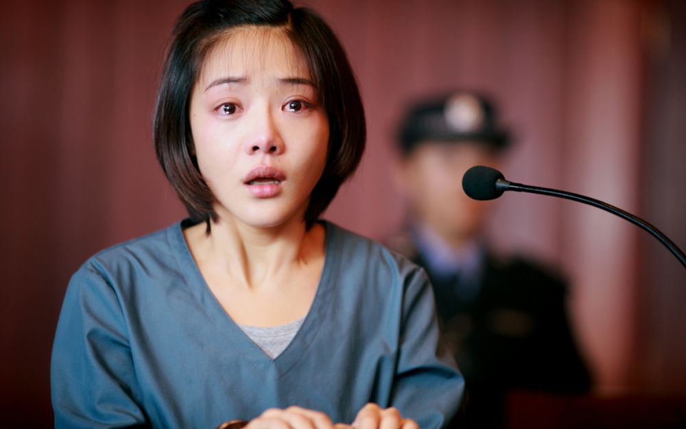 父亲为了替女儿顶罪,制造假证明自己成为凶手,这就是父爱!