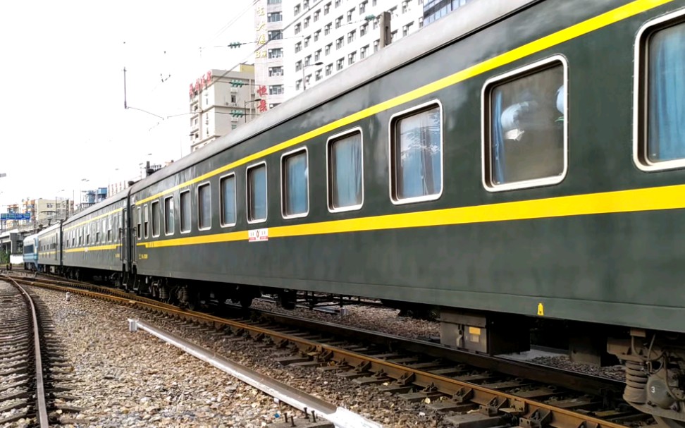 【中国铁路】k536次(深圳站-洛阳站)本务广铁长段ss8-0236搭载25g车底