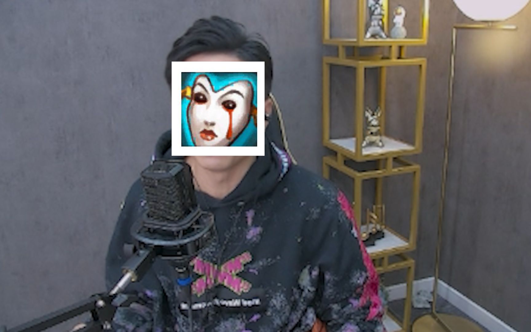 今天带上痛苦面具给大家表演升五个调的空心