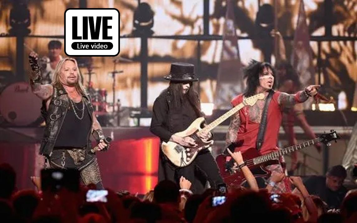 [图]华丽金属 克鲁小丑 Motley Crue Carnival of Sins Live 2008