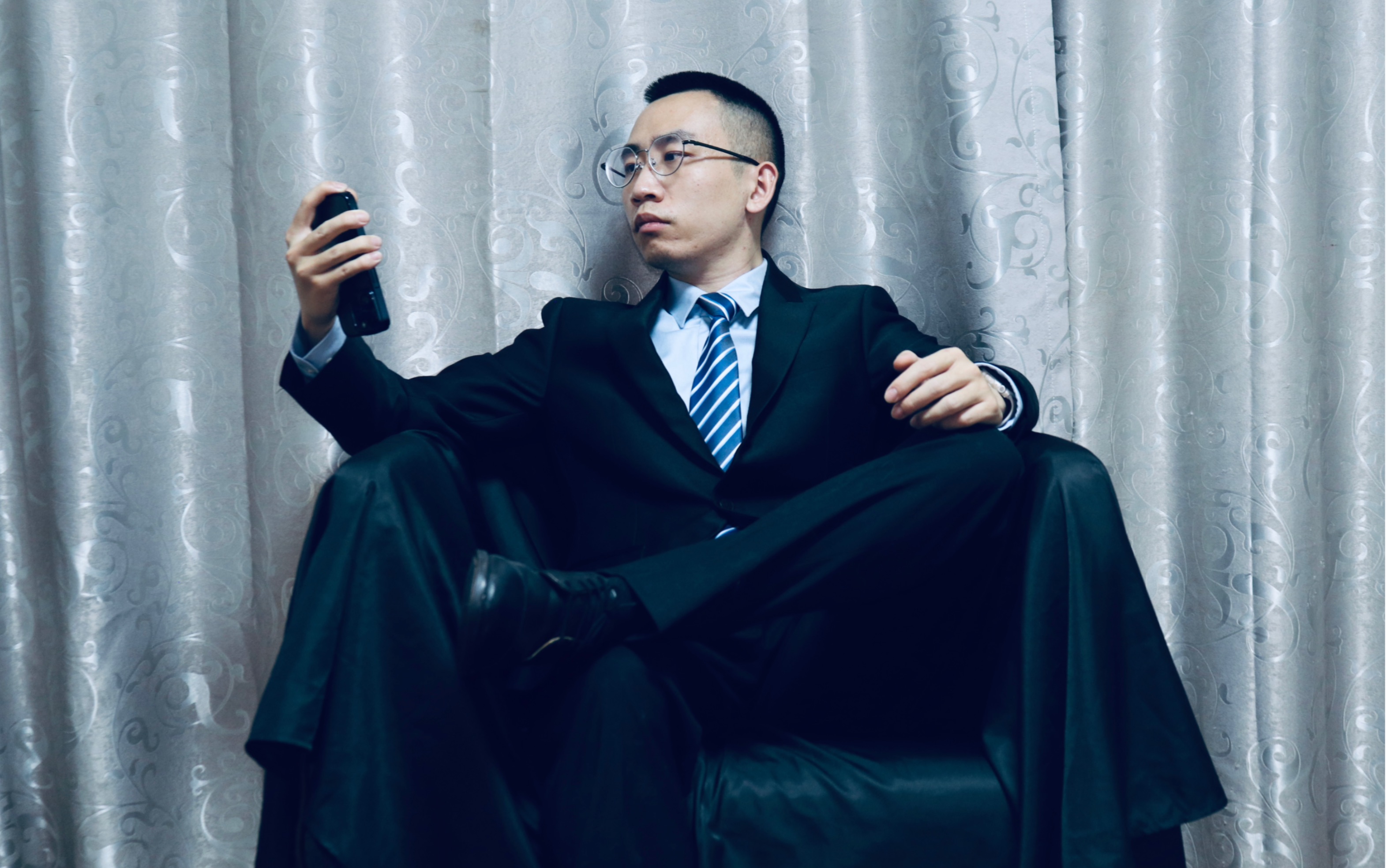 正装男的日常穿搭(自拍)