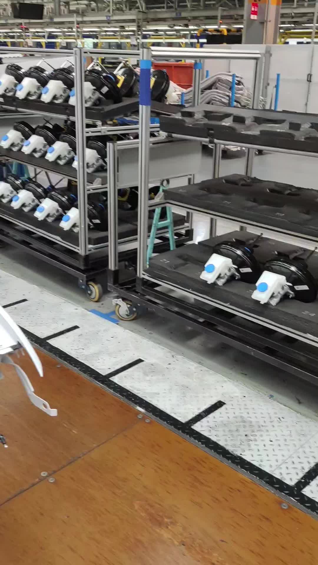 速腾刹车助力泵安装