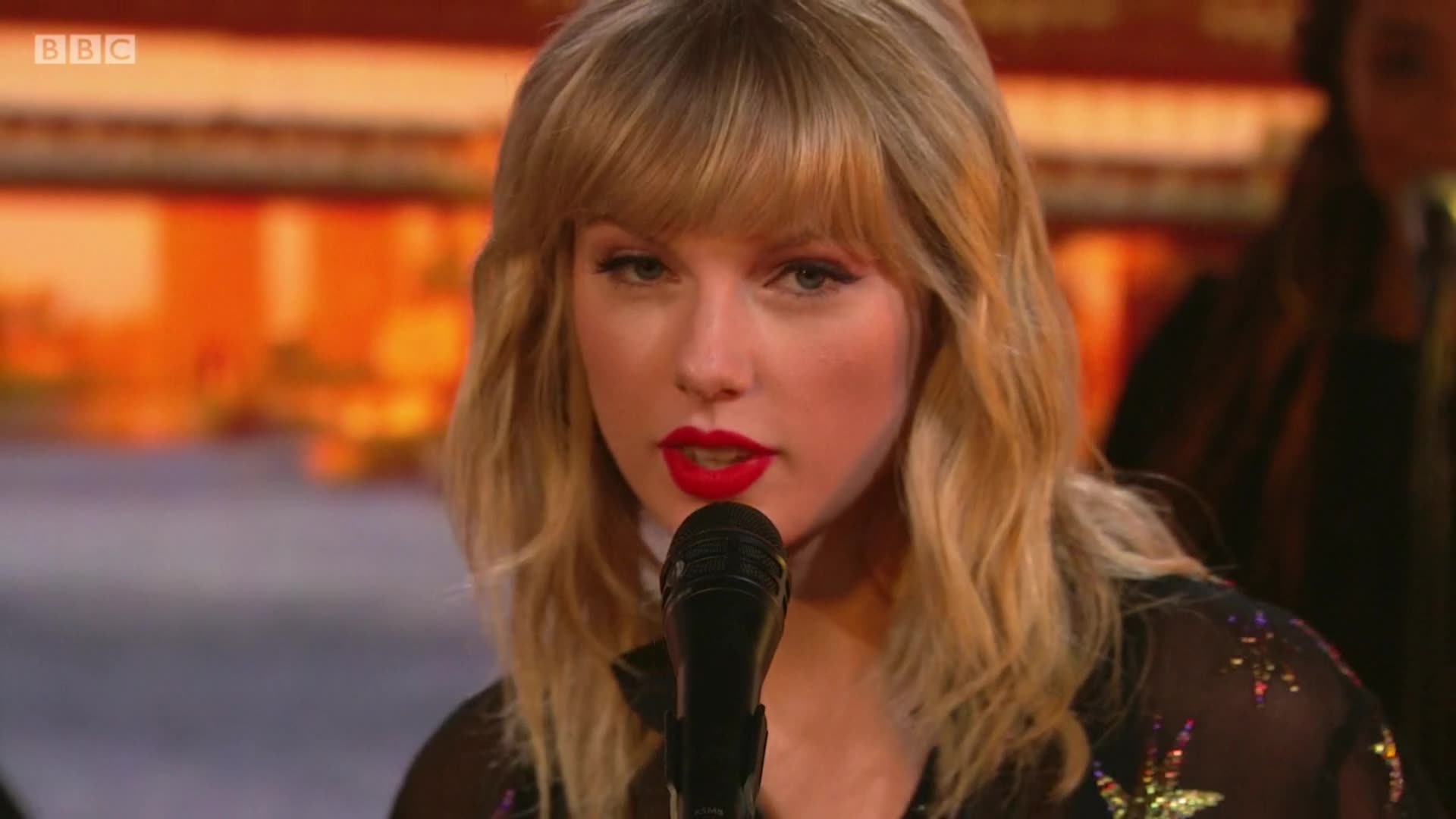 【中英字幕/1080p】taylor swift - 首演《london boy》超清现场