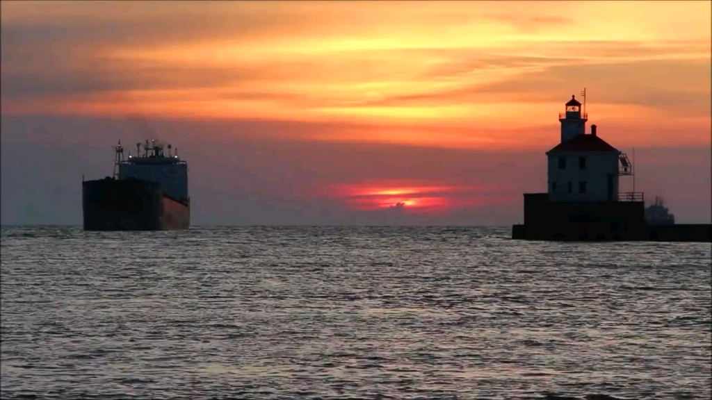 [图]行驶在五大湖中的船舶 40 Ships in Action_ Steel Giants of the Great Lakes