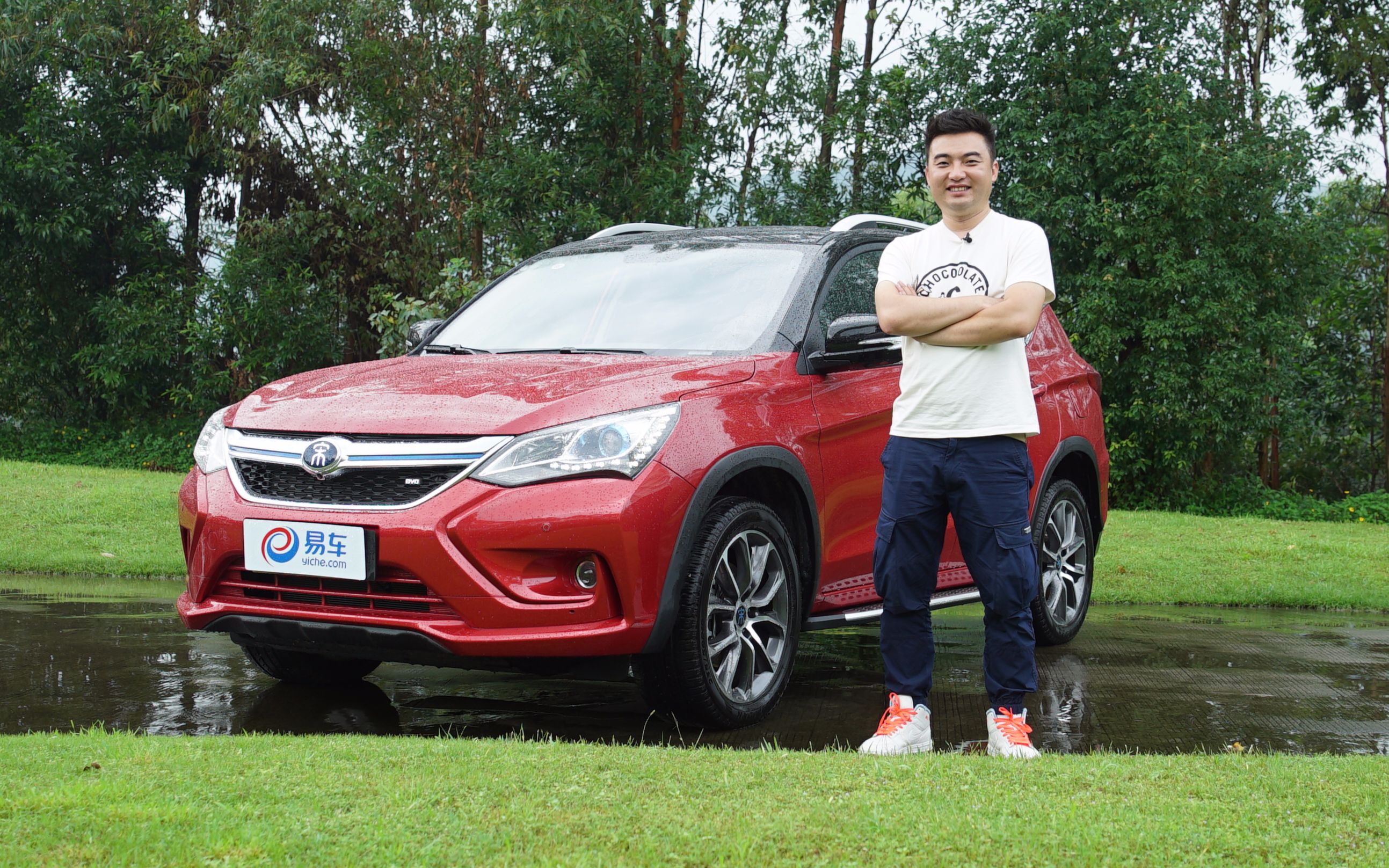 旭子试驾比亚迪宋dm 有电不服特斯拉