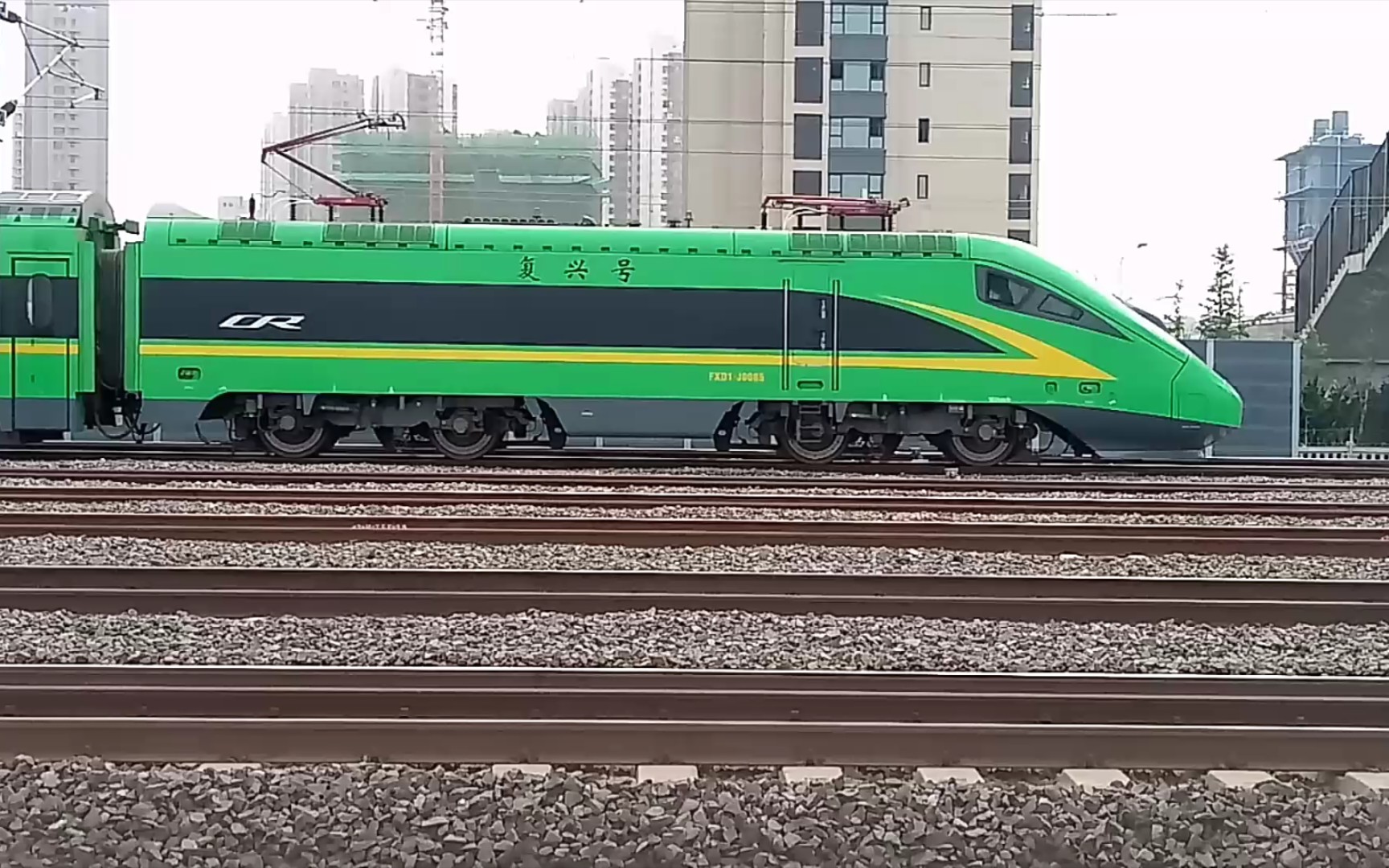 动集d782进青岛北站