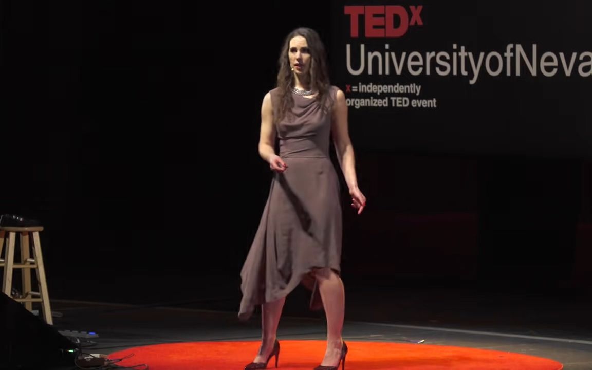 [图]Searching for love to escape ourselves - Hayley Quinn - TEDxUniversityofNevada