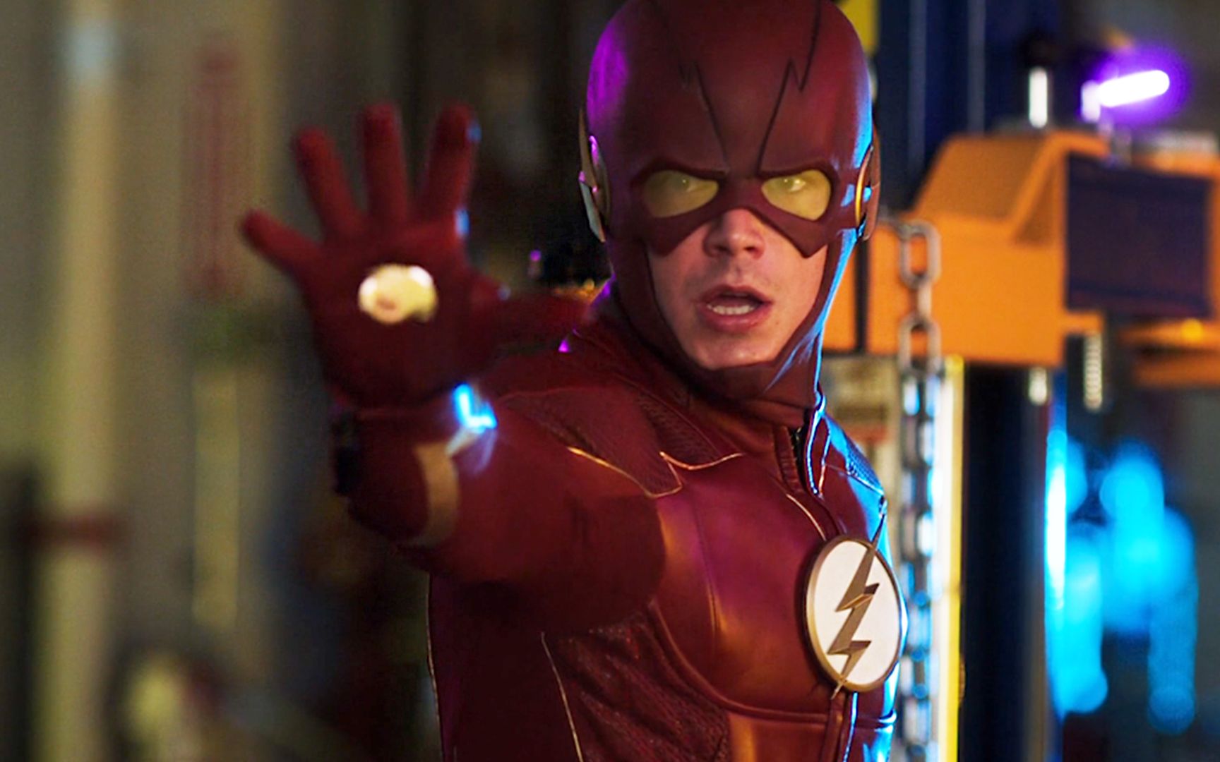 闪电侠换上黑科技战衣,这是钢铁侠上身?