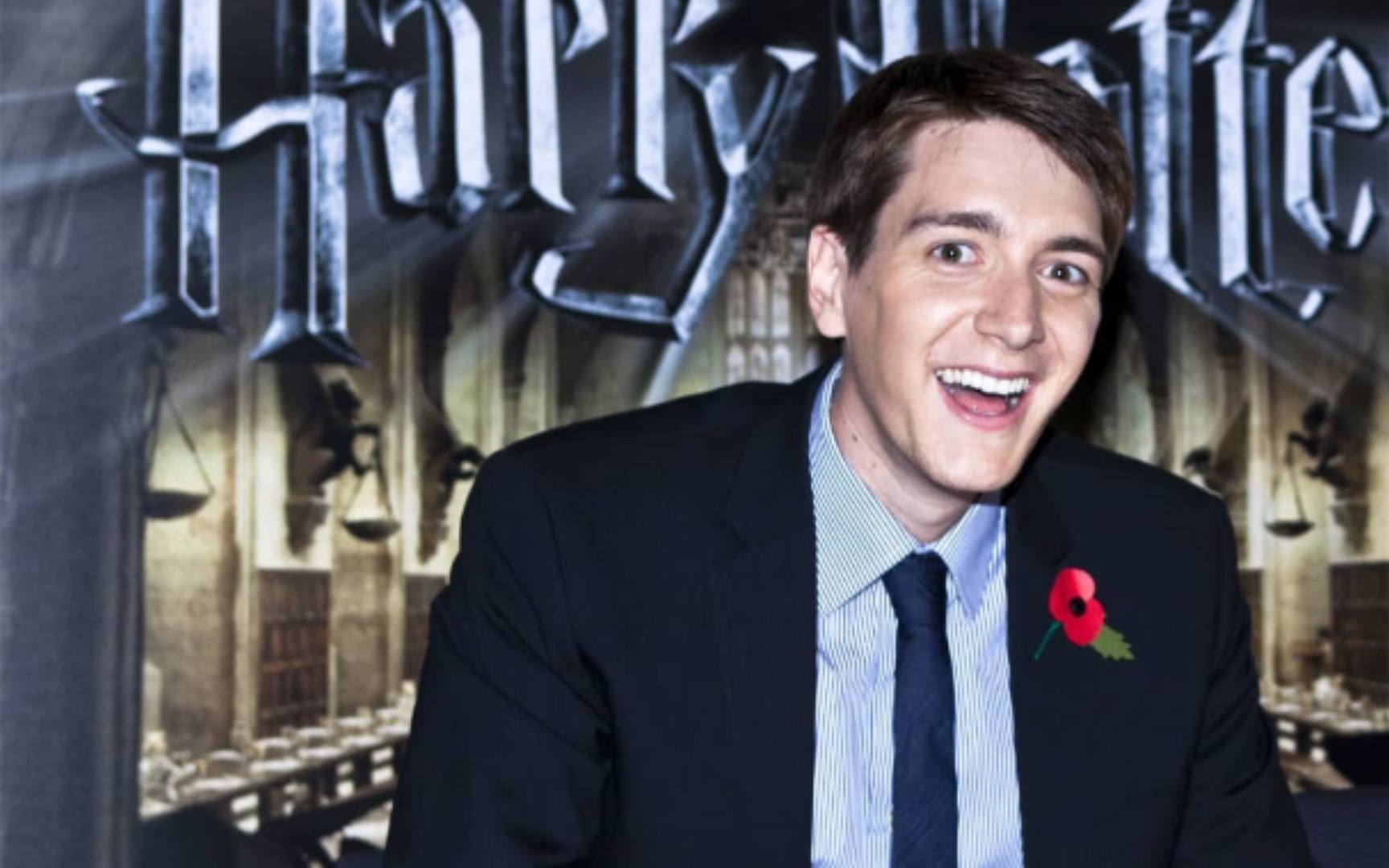 [图]【JOP】【Oliver个人采访】Ask Me Anything: Harry Potter star Oliver Phelps