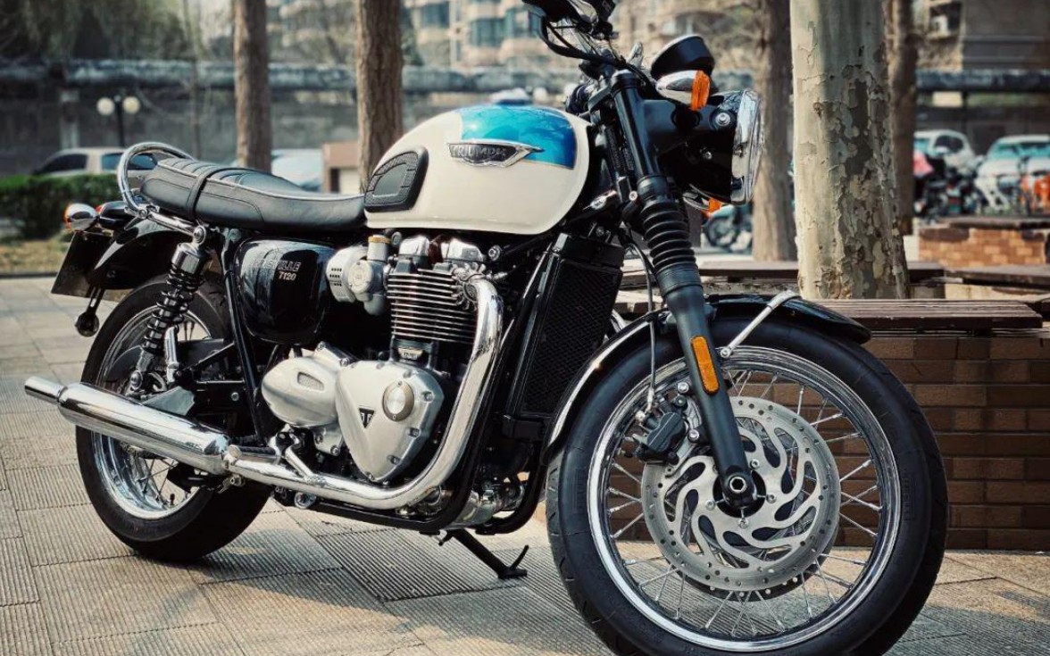 vlog6123661复古街车凯旋t120是你的菜么?