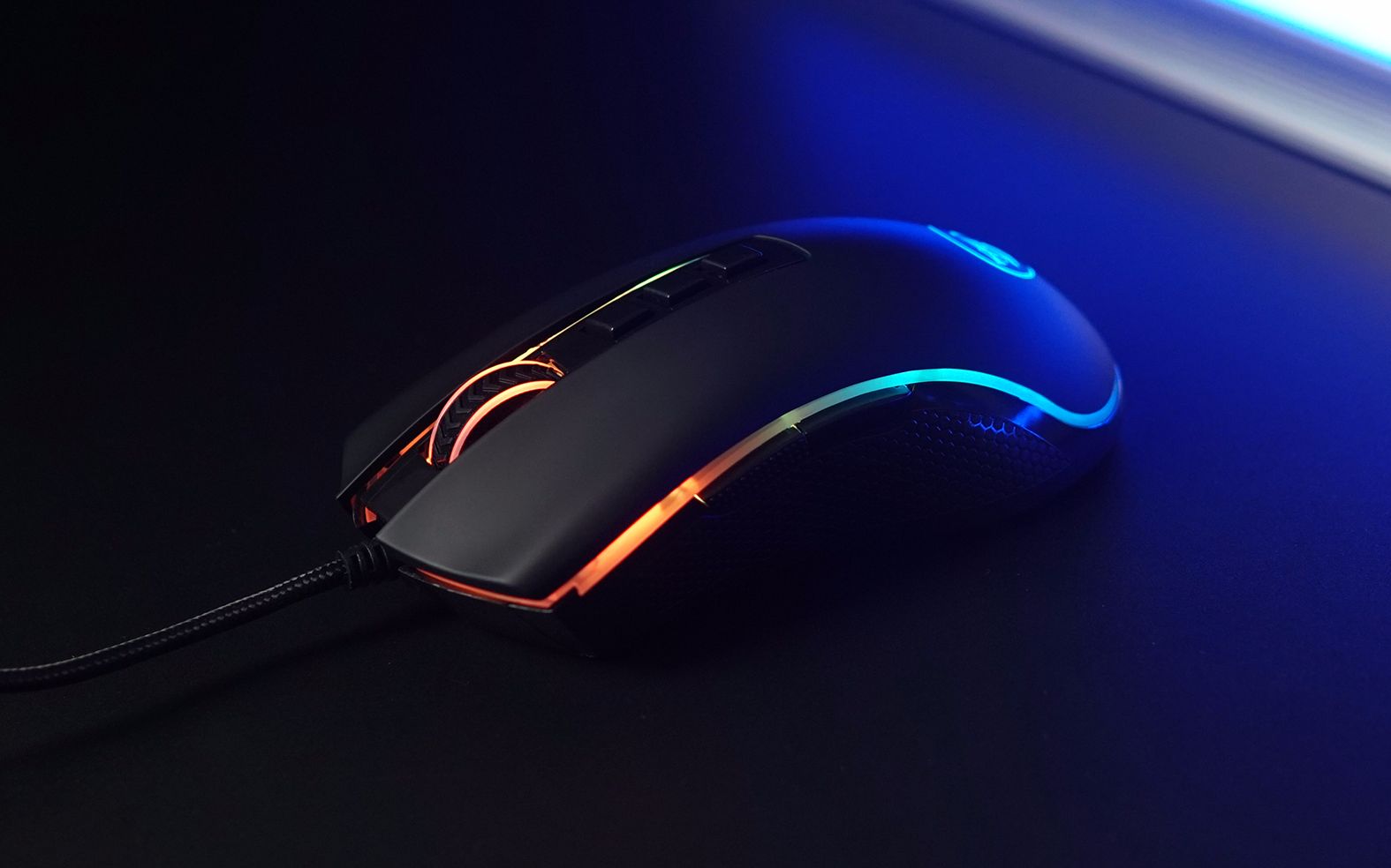 中小手趴握钢炮红龙m711游戏鼠标开箱拆解