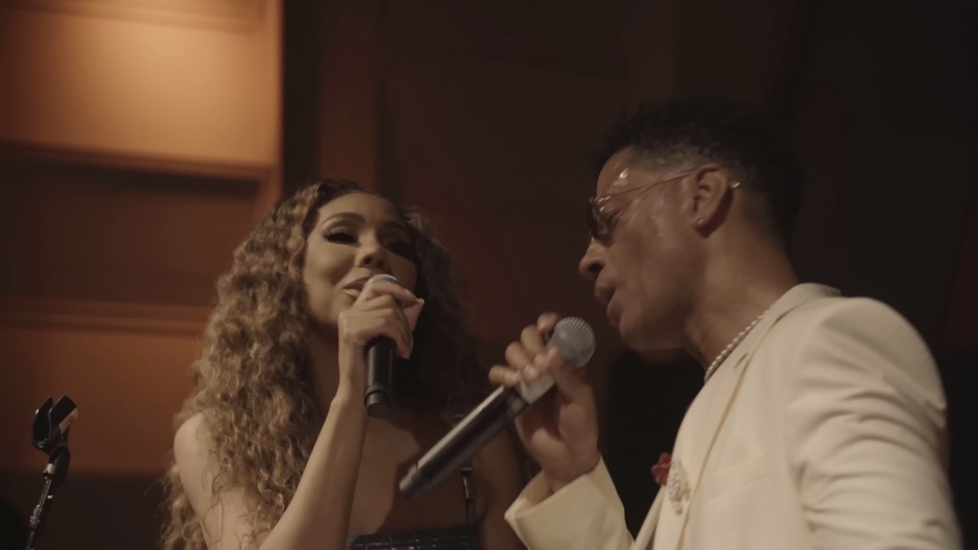 eric benét & tamar braxton - "something we can make love to"