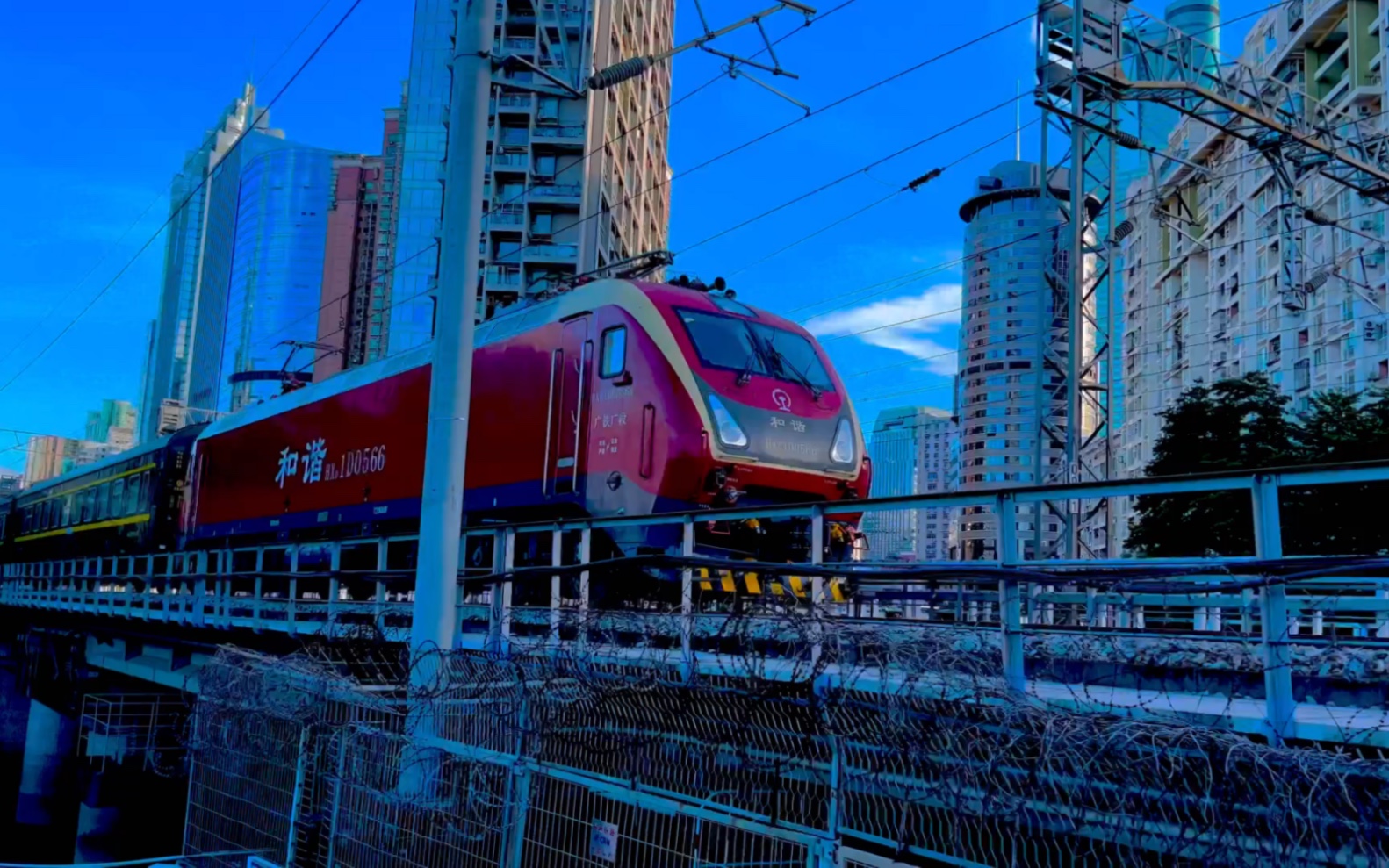 hxd1d-0566牵引z24次列车_哔哩哔哩_bilibili