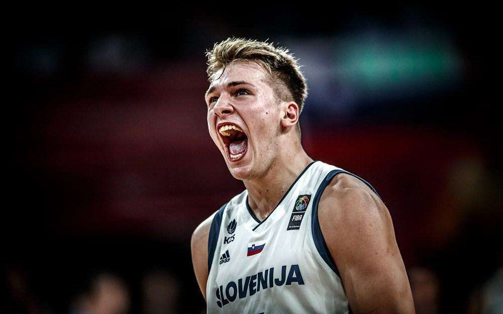 18实力新秀lukadoncic东契奇赛季集锦后场球员的自我修养