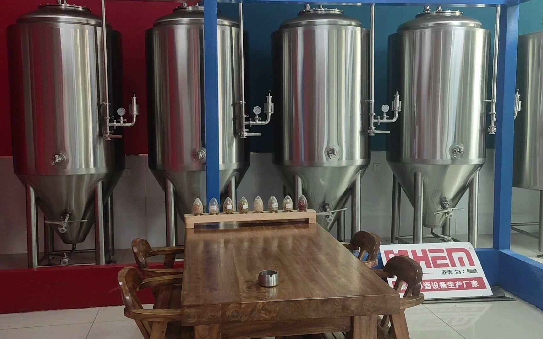 酒吧用高端啤酒发酵罐,精酿啤酒生产线设备厂家,性能优越