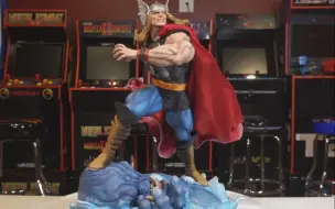 Télécharger la video: 雷神  THOR Premium Format Statue Unboxing & Review _ SIDESHOW