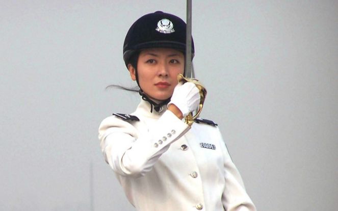 被美国称为最危险的军队-中国女军