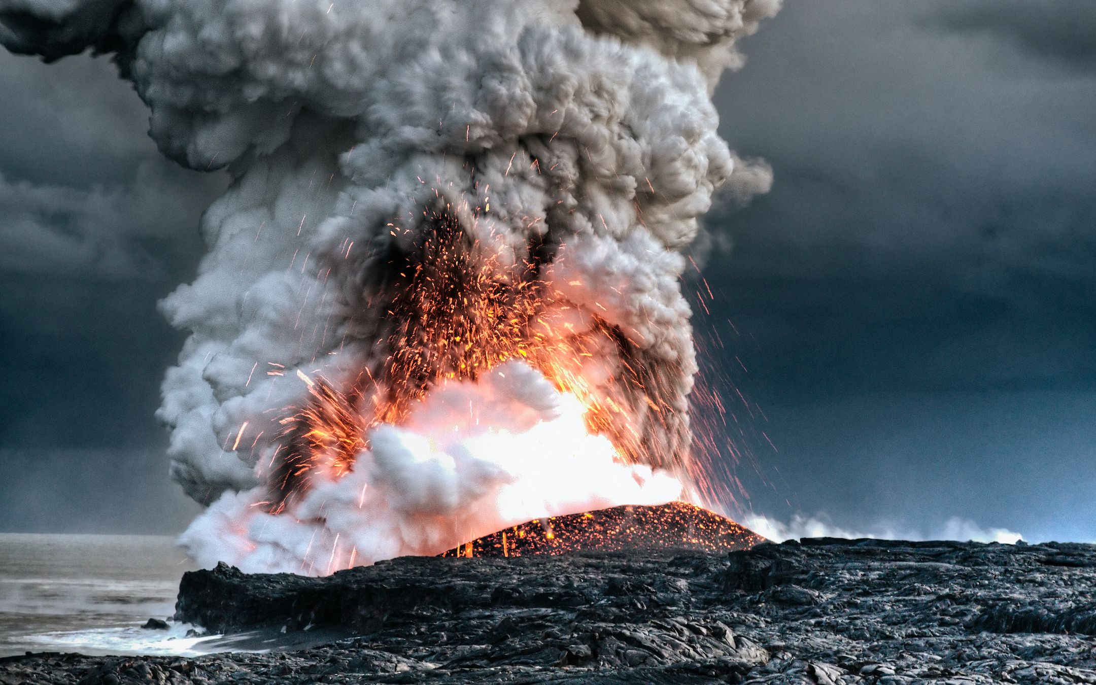 【藍光紀錄片】深海火山(volcanoes of the deep sea)