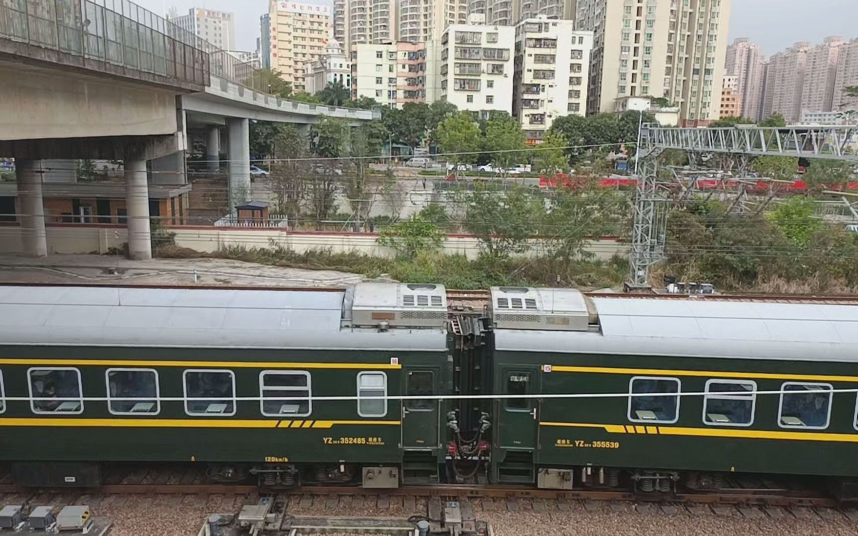 k822次列车  信阳-深圳东   进入深圳东站