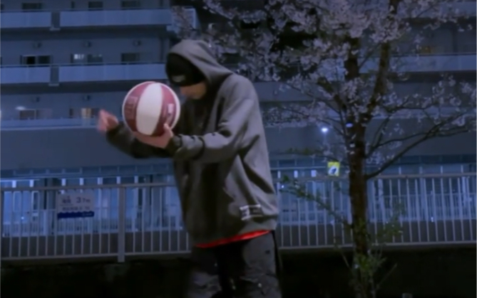 [图]【花式篮球日常】FREESTYLE BASKETBALL FLOW STUDIES